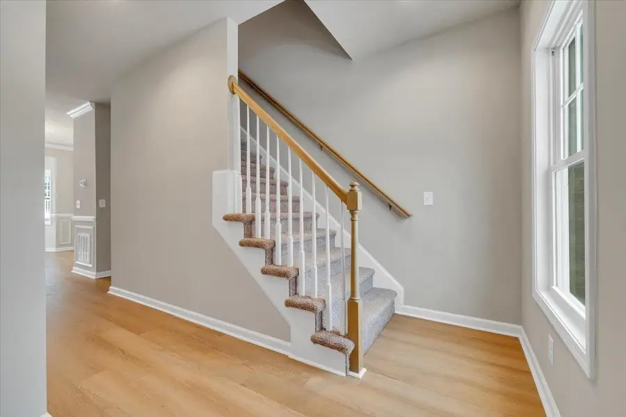 208 Wexford St, Staunton, VA 24401 - #2