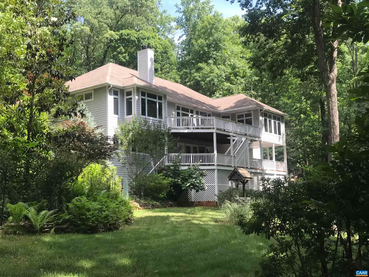 423 Foothills Dr, Nellysford, VA 22958 - Image #1