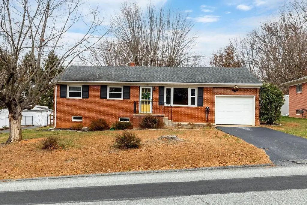 2405 Fifth St, Staunton, VA 24401 - Image #1