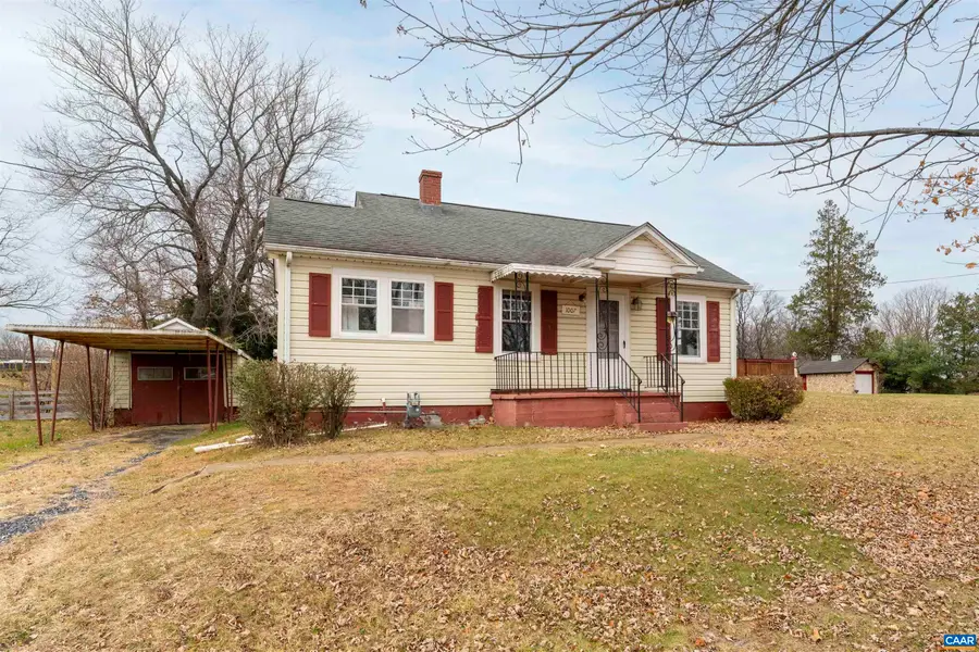 1007 Sherwood Ave, Waynesboro, VA 22980 - Image #2