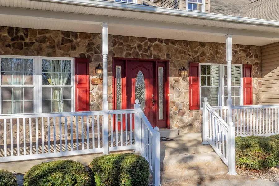 987 Riverside Dr, Luray, VA 22835 - Image #3