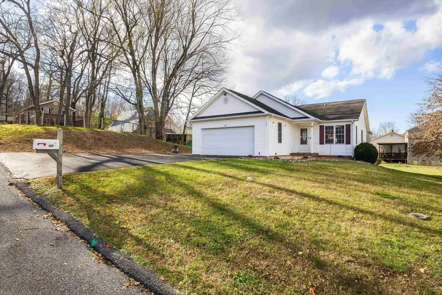 425 Jackson Ave S, Waynesboro, VA 22980 - Image #3