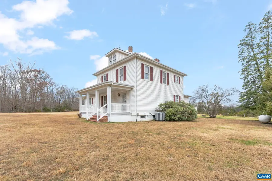 2037 Boston Rd N, Troy, VA 22974 - #2