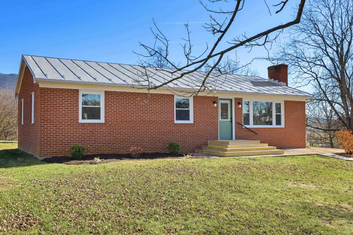 1726 Mountain Valley Rd, Keezletown, VA 22832 - #1