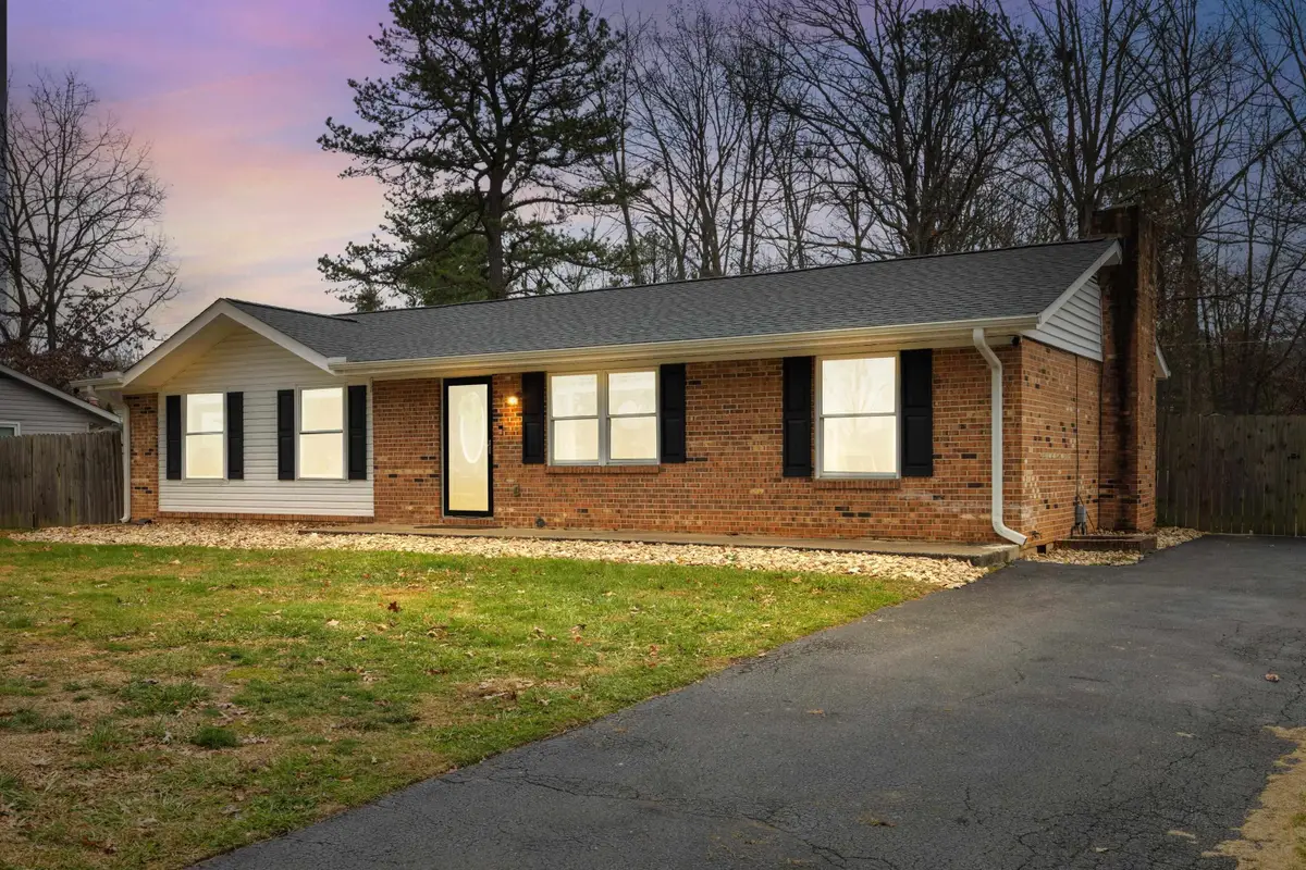 77 Greenway Rd, Stuarts Draft, VA 24477 - Image #1