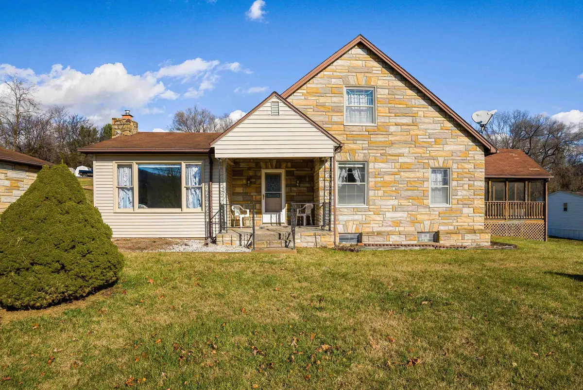18753 Mt Pleasant Rd, Elkton, VA 22827 - #1