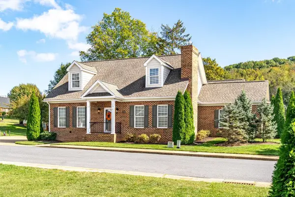 70 Peyton Randolph Ct, Harrisonburg, VA 22802