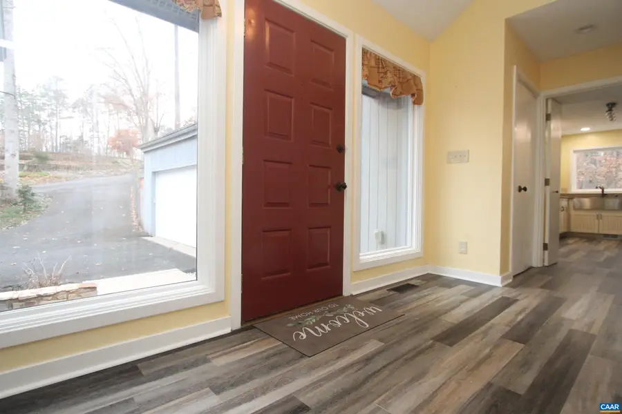 50 Lynnwood Ln, Charlottesville, VA 22901 - Image #3