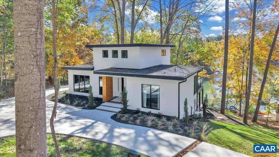 16358 Moneta Rd, Moneta, VA 24121 - Image #3