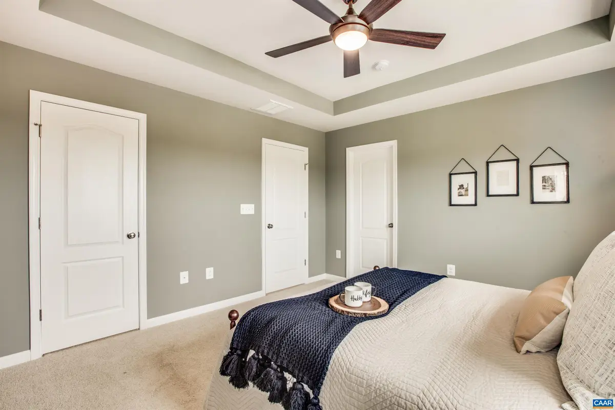 308 Cheshire Ln, Waynesboro, VA 22980 - #1