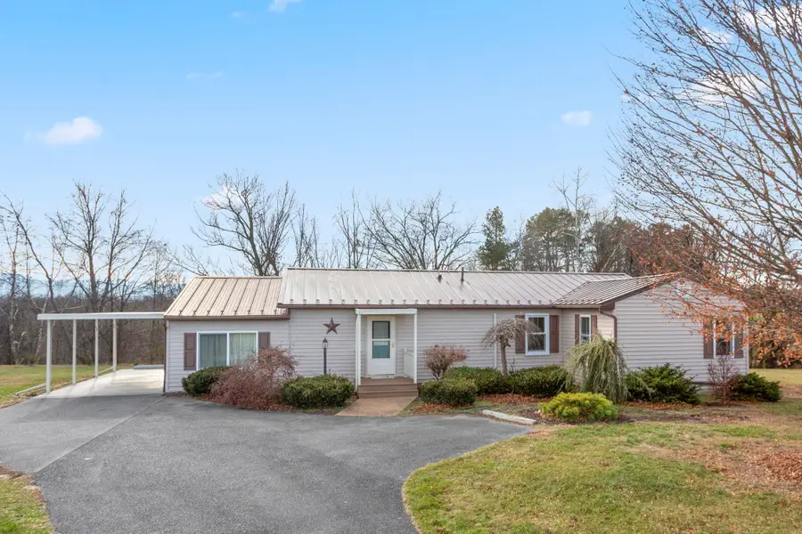 8086 Craun Dr, Grottoes, VA 24441 - Image #2