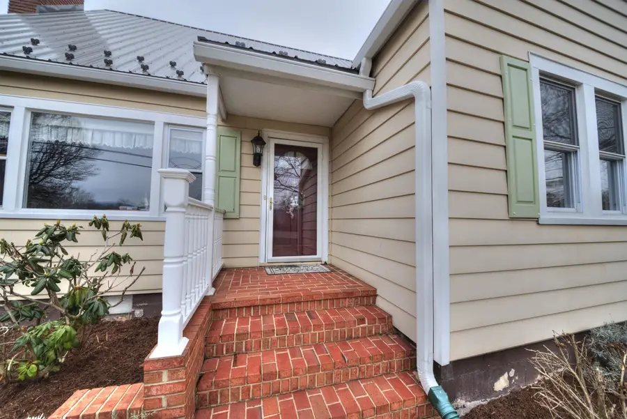 7011 South East Side Hwy, Elkton, VA 22827 - #3