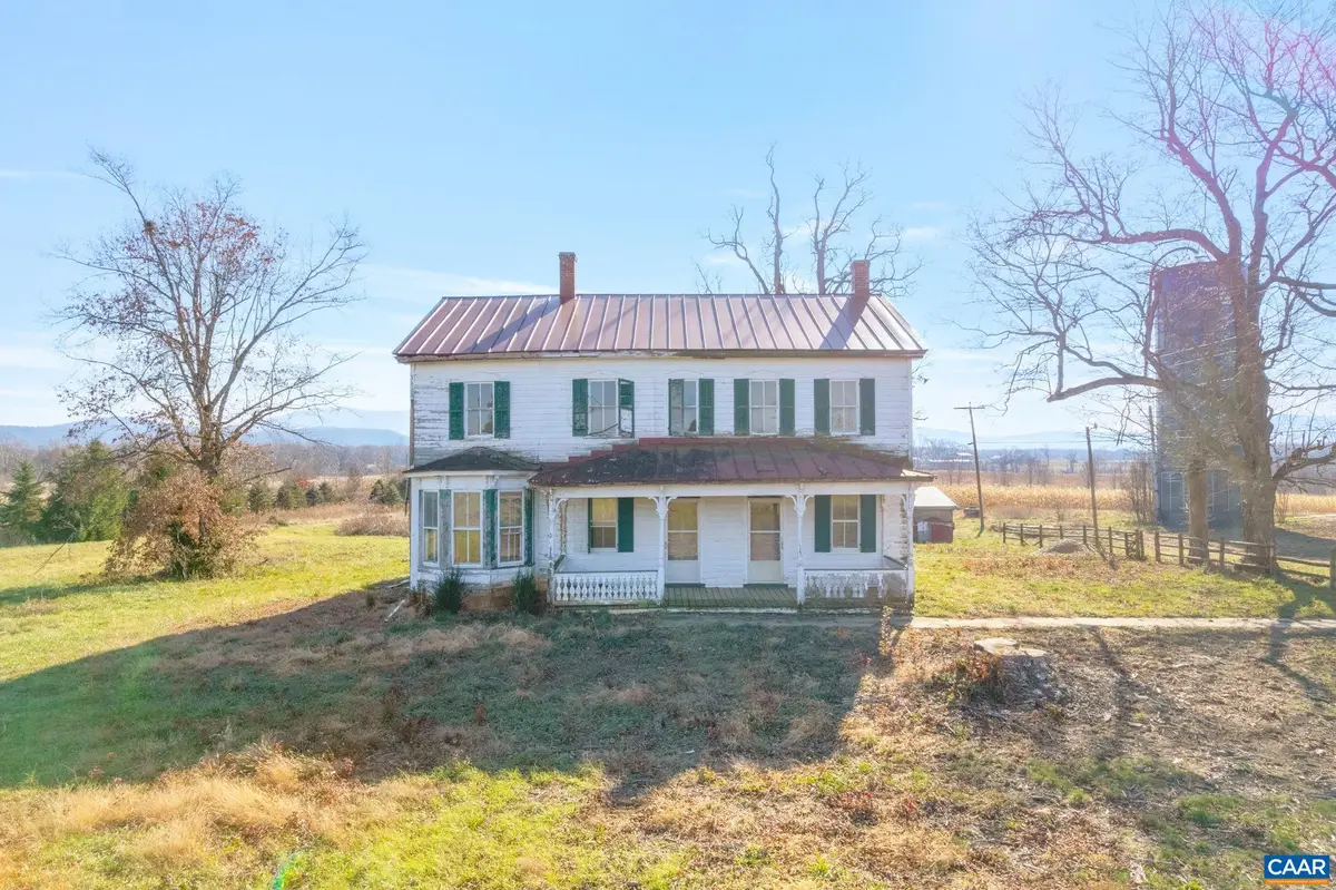 389 Shalom Rd, Waynesboro, VA 22980 - #1