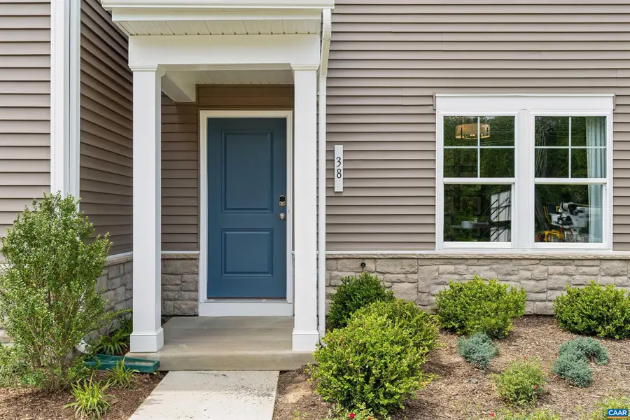 293 Trailfork Rd, Barboursville, VA 22923 - #2