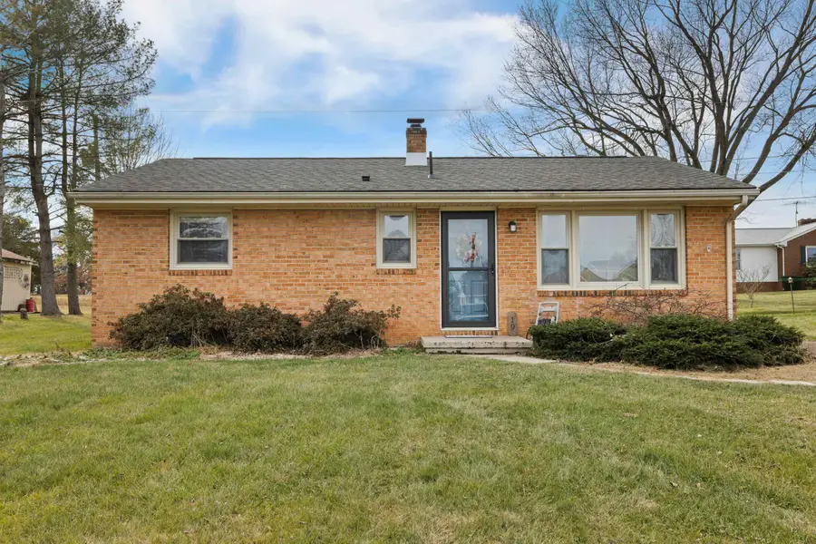 19 Pleasant Valley Dr, Weyers Cave, VA 24486 - #3