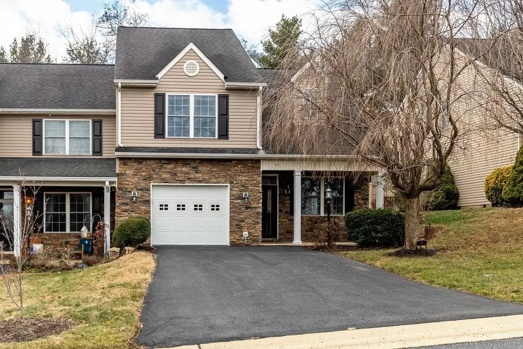 47 Villa View Dr, Staunton, VA 24401 - #1