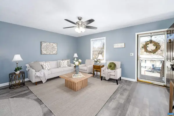 1424 B St, Waynesboro, VA 22980