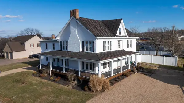 644 Early Dr, Broadway, VA 22815