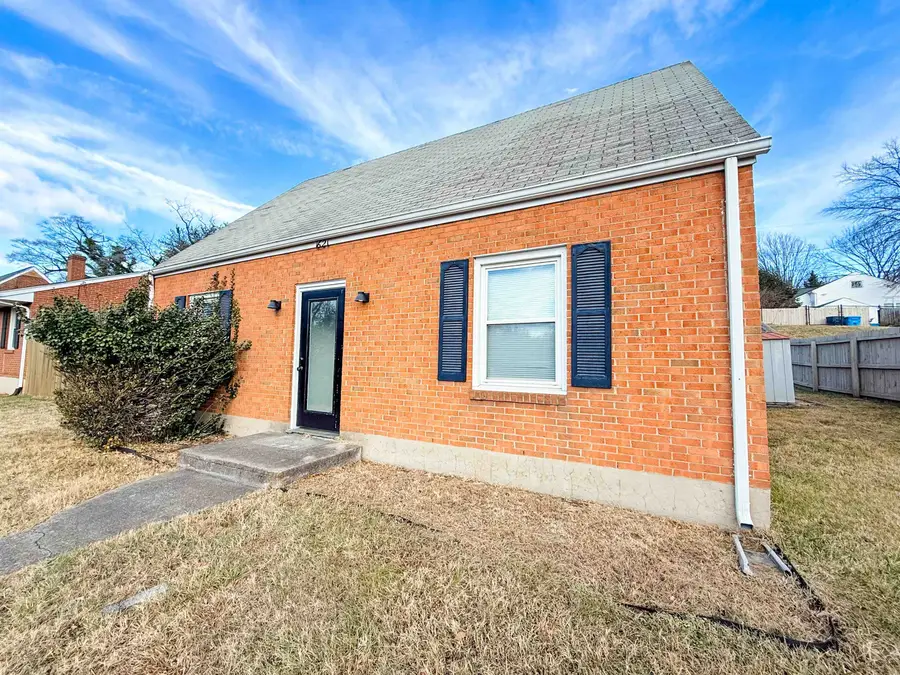 1621 Brandon Ave, Roanoke, VA 24015 - #2