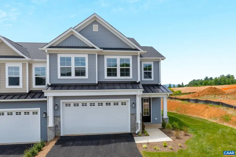 81 Springdale Rd, Waynesboro, VA 22980 - #3