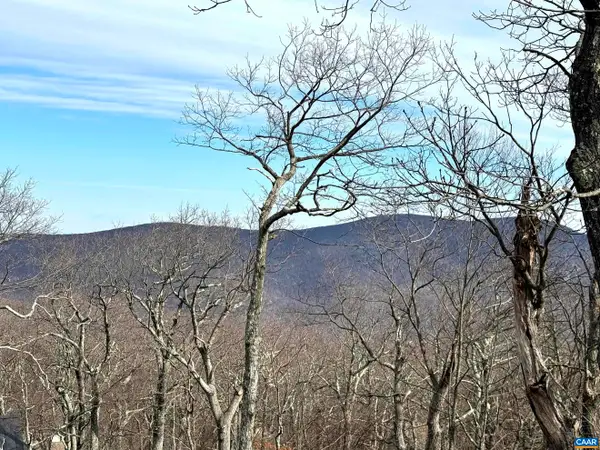 82 Pedlars Edge Dr, Wintergreen Resort, VA 22967