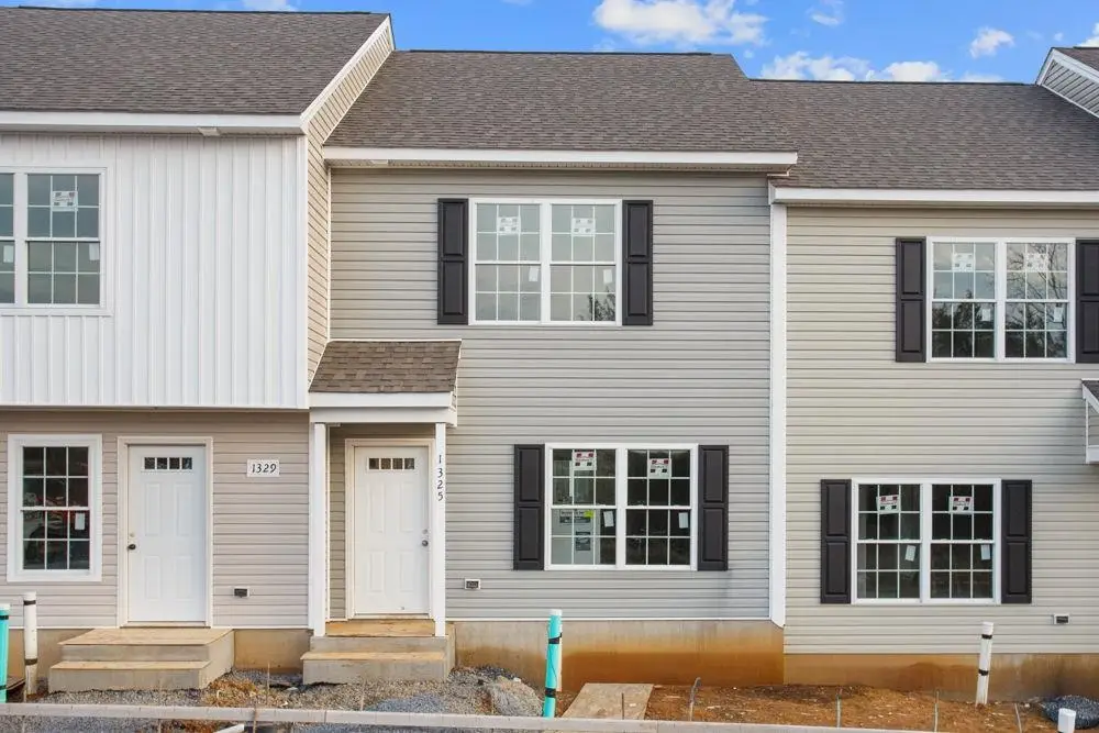 1325 Owen Ln, Harrisonburg, VA 22802 - #1
