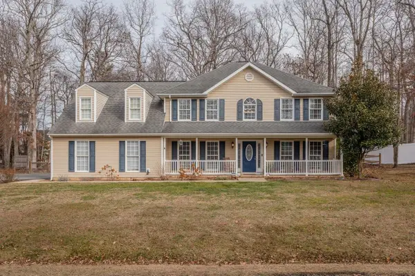 344 Arrowhead Ln, Stuarts Draft, VA 24477