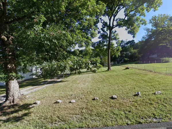 367 Mary Gray Ln, Staunton, VA 24401