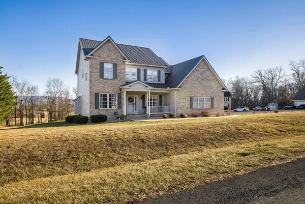 6 Little John Ct, Waynesboro, VA 22980