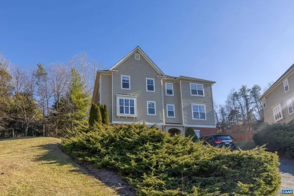 1372 Stoney Ridge Rd, Charlottesville, VA 22902