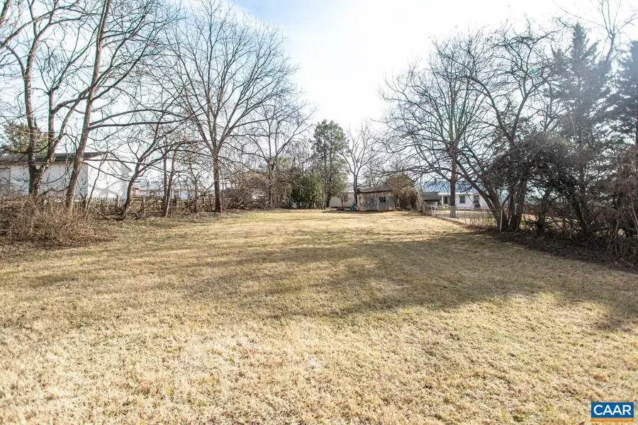 611 Rives St, Charlottesville, VA 22902 - Image #2