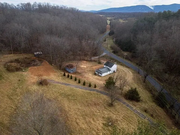 1099 Broadhead School Rd, Greenville, VA 24440 - #1