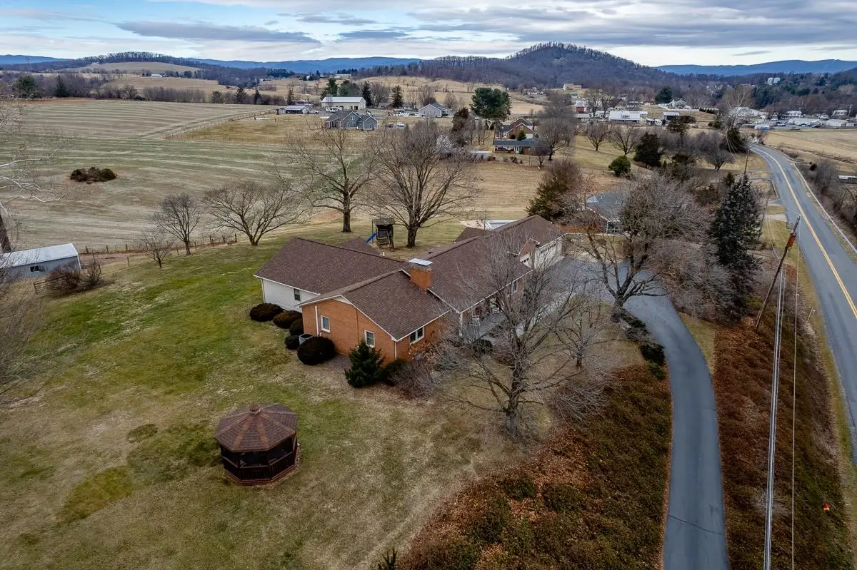 2769 Airport Rd, Bridgewater, VA 22812 - #1