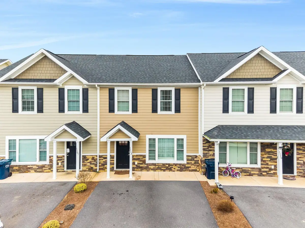 1113 Harvest Ct, Massanetta Springs, VA 22801 - #1