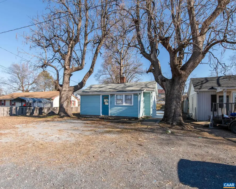 628 Augusta Ave N, Waynesboro, VA 22980 - #2