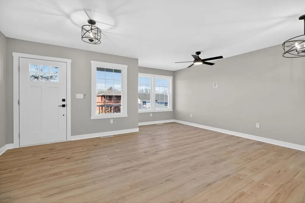 640 Bayard Ave N, Waynesboro, VA 22980 - #1