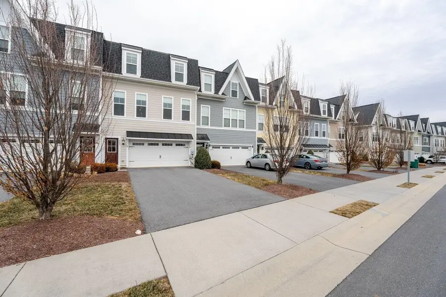 3207 Charleston Blvd, Massanetta Springs, VA 22801 - #2