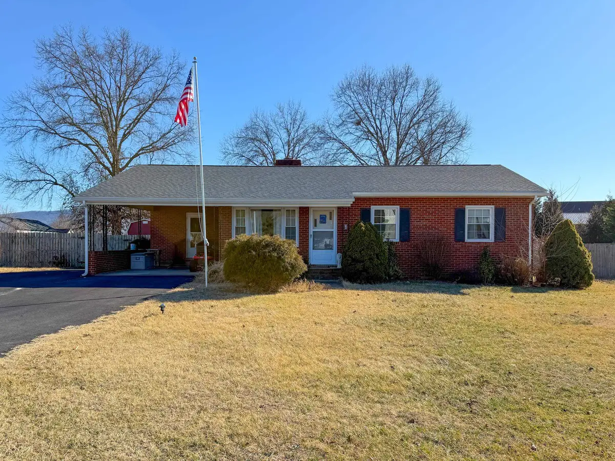 10444 Mcgaheysville Rd, McGaheysville, VA 22840 - #1