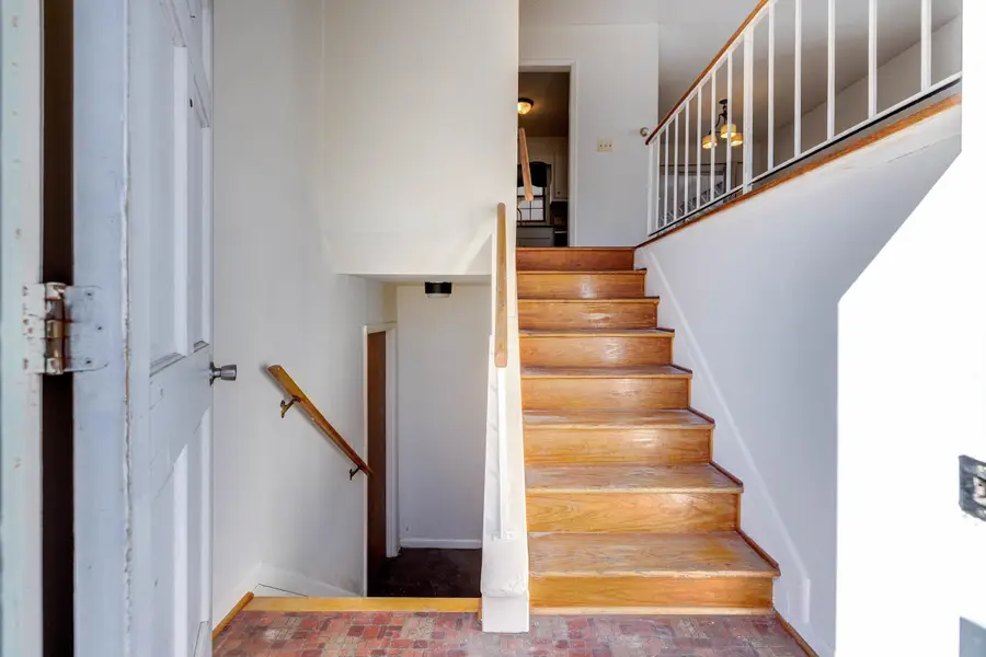 801 Grayson Ave, Waynesboro, VA 22980 - #3