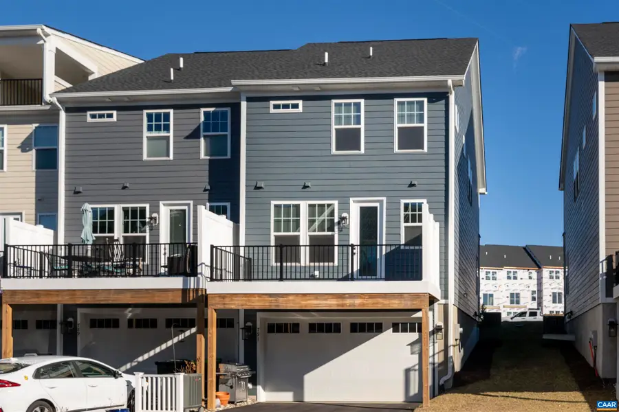 791 Park Ridge Dr, Crozet, VA 22932 - #2