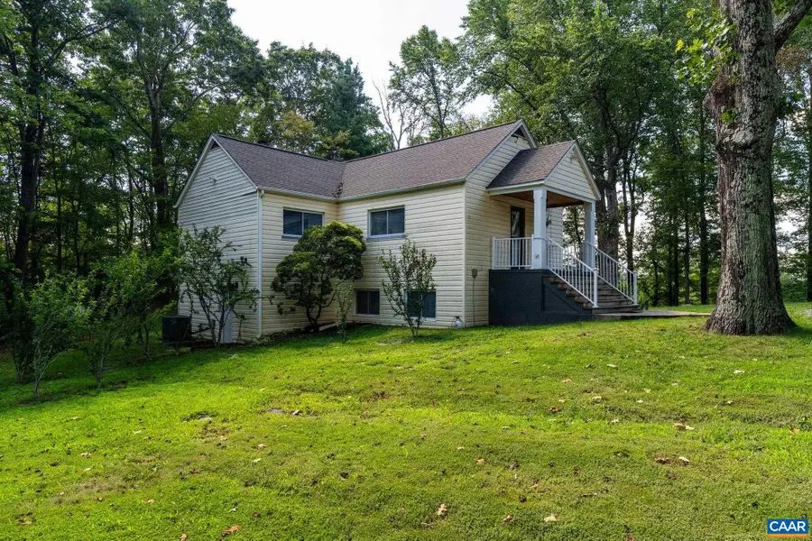1376B Wyatt Mountain Rd, Dyke, VA 22935 - #3