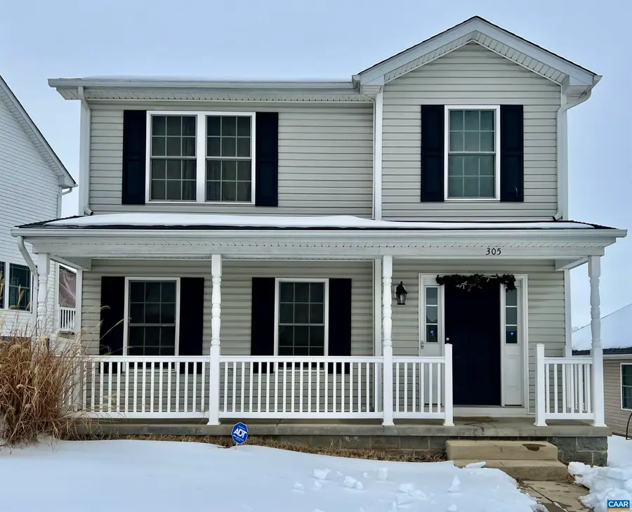 305 Overview St, Waynesboro, VA 22980 - #2