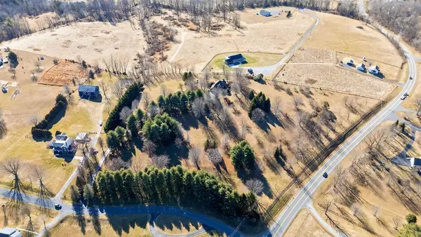 35 Taliaferro Dr, Churchville, VA 24421