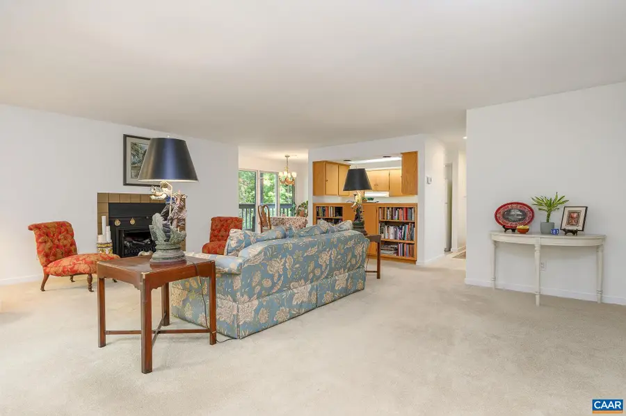 207 2nd St Nw, Charlottesville, VA 22902 - #3