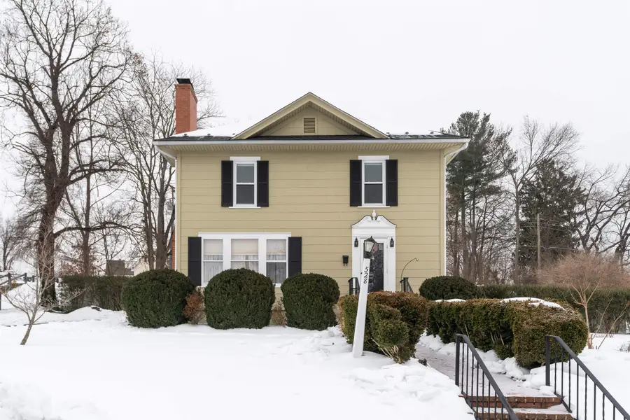 528 Locust Ave, Waynesboro, VA 22980 - #2