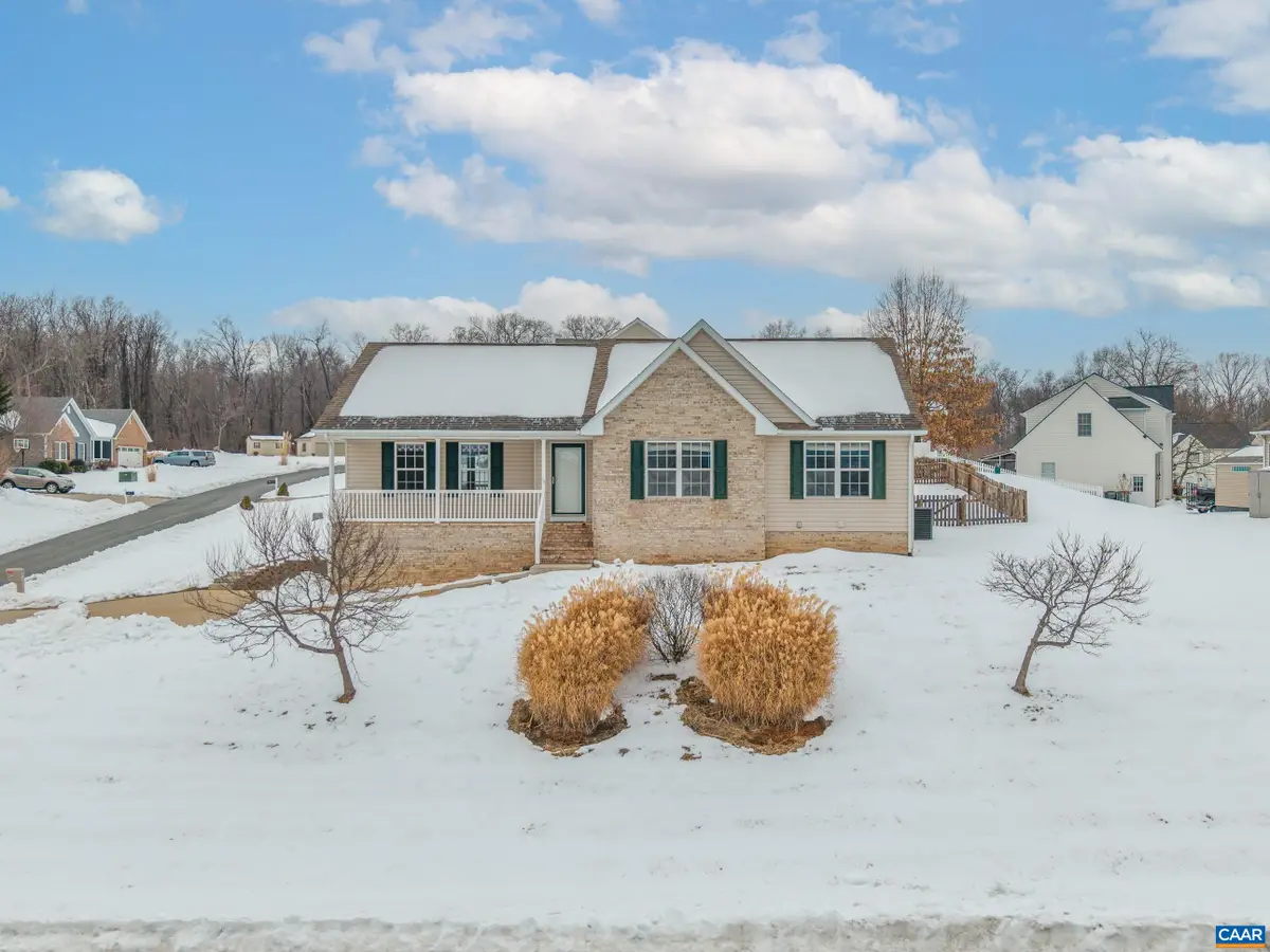 142 Long Bow Rd, Waynesboro, VA 22980 - #1