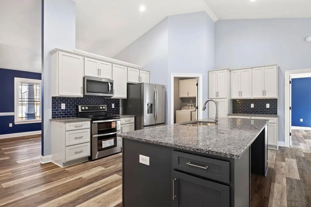 172 Langley Dr, Waynesboro, VA 22980 - #1