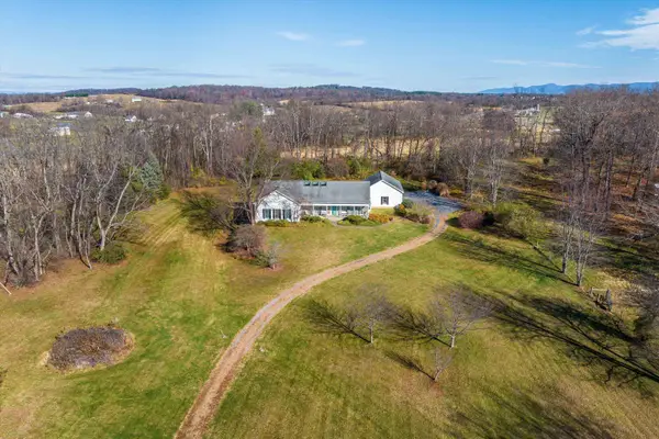 96 Shalom Rd, Waynesboro, VA 22980