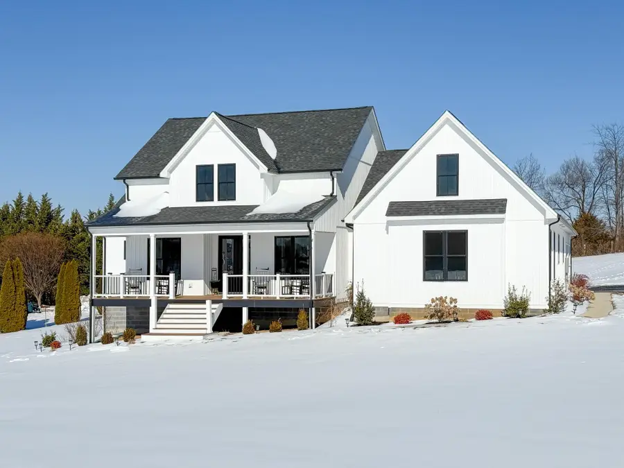 42 J Ranch Ln, Fishersville, VA 22939 - #2