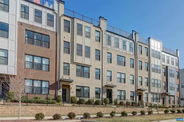 915 Salamander St, Charlottesville, VA 22911